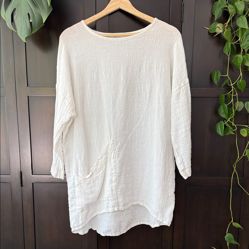 Elizabeth Suzann Lightweight Harper Linen Tunic in White Cream